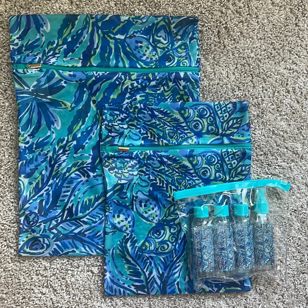 New Lilly Pulitzer travel bags and TSA approved bottles